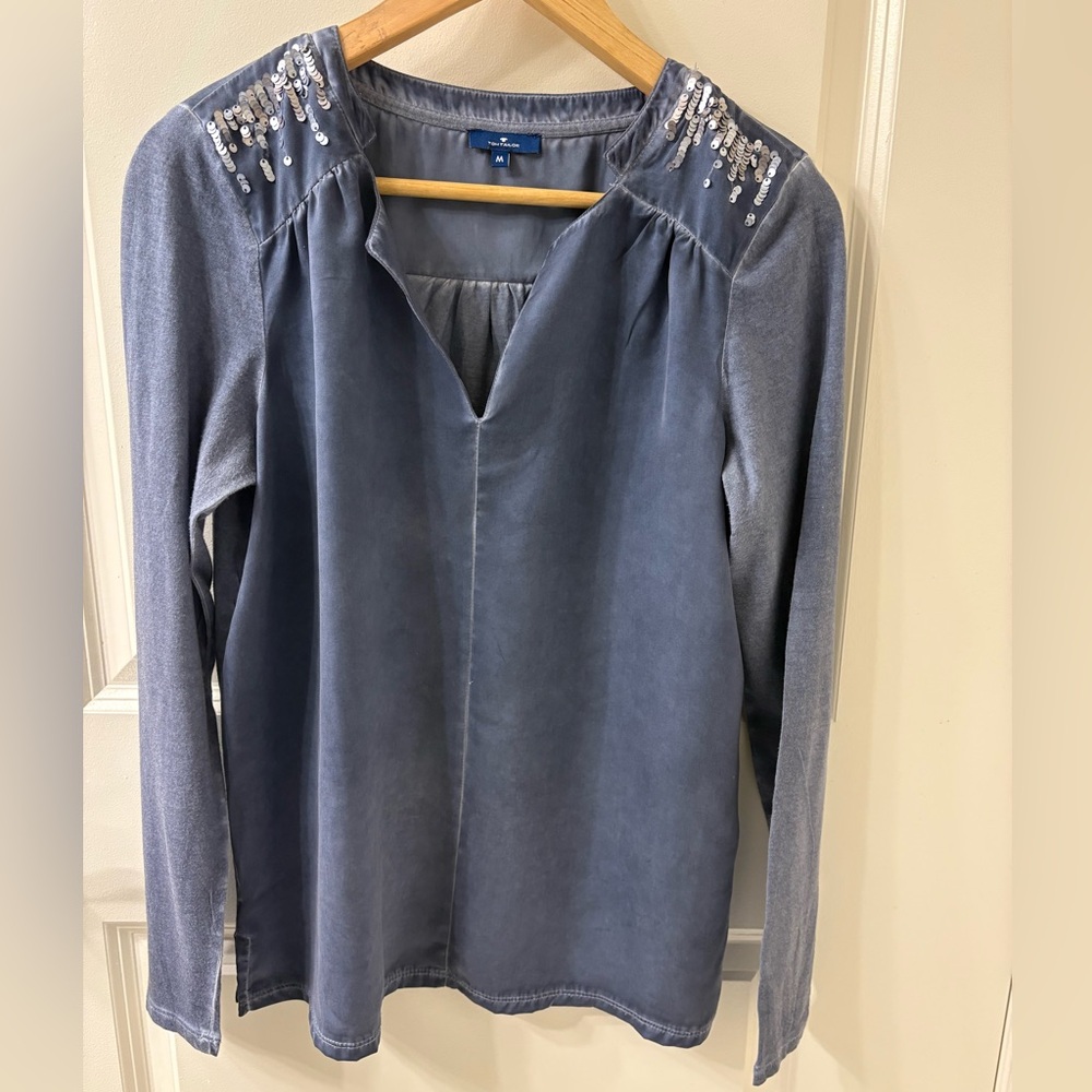 Tom Tailor Women’s Blouse with Sequin detail. Size M. Bluish grey long sleeves